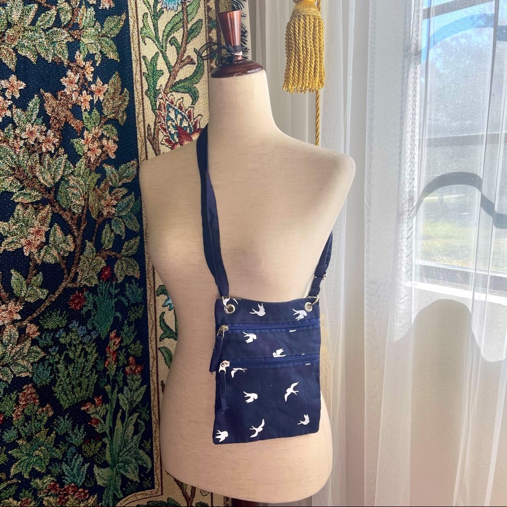 Navy Blue and White Sparrow Bird Print Crossbody Bag